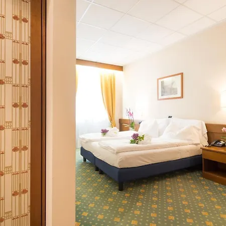 Hotel Eden 3*