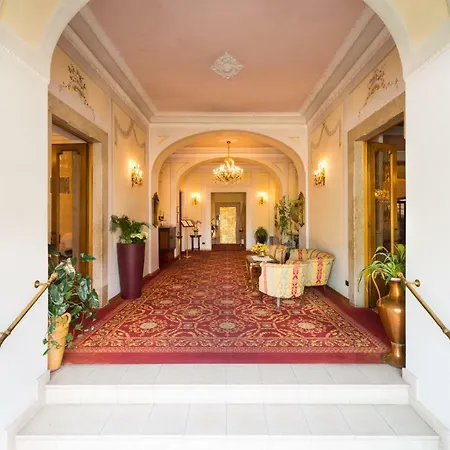 Eden Hotel
